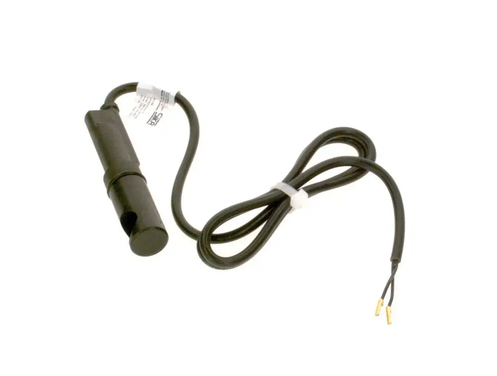 Schwarzes Kabel mit einem Wasserschalter von Bosch, verbunden mit zwei freien Kabelenden. Der Schalter ist zylindrisch geformt und hat einen seitlichen Anschluss.
